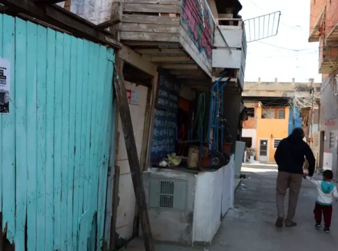 Justiça barra demolição na Favela do Moinho em SP