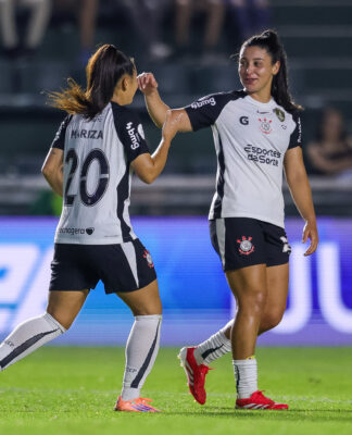Jogadoras do Corinthinas em campo