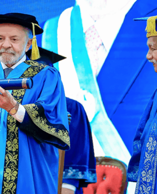 Lula recebe o título de Doutor Honoris Causa na Malásia