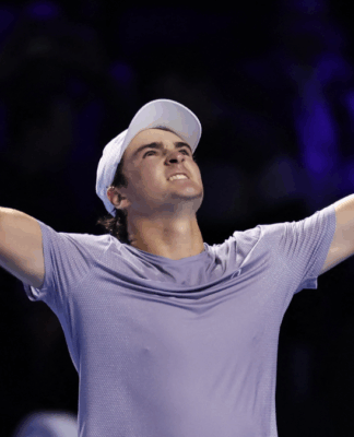 João Fonseca comemora classificação para a final do ATP 500 da Basileia