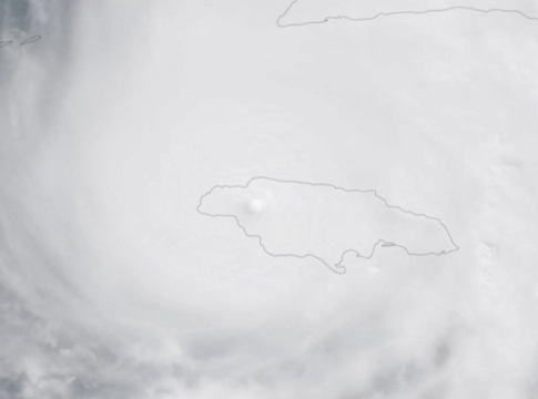 Meteorologista rechaça Furacão Melissa no Brasil, mas alerta: “Não da pra descartar outro caso”