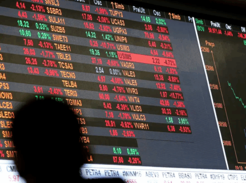 Dia de festa no mercado financeiro: bolsa bate recorde histórico e dólar fecha a R$ 5,33