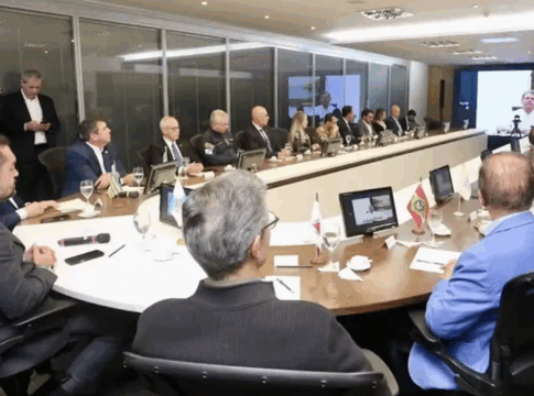 Sete governadores anunciam “Consórcio da Paz” após operação no Rio
