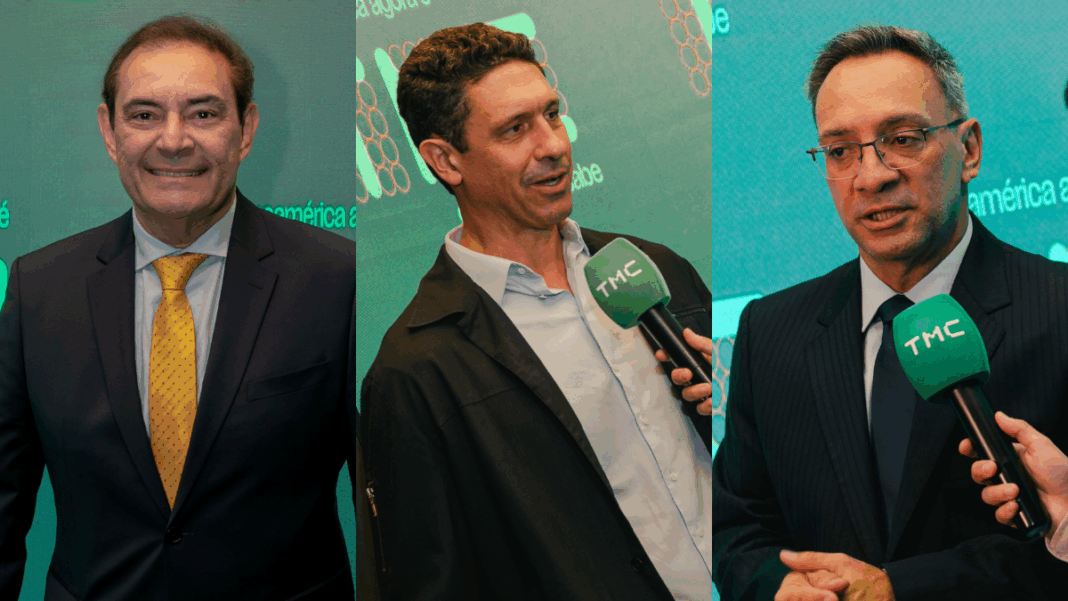 O narrador Eder Luiz, o colunista e campeão olímpico Gustavo Borges e o comentarista Maurício Noriega