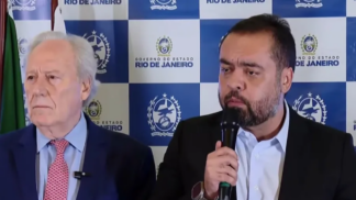 Ministro da Justiça e Segurança Pública, Ricardo Lewandowski, e o governador do Rio de Janeiro, Cláudio Castro, durante coletiva para anúncio de ações conjuntas contra o crime organizado no estado