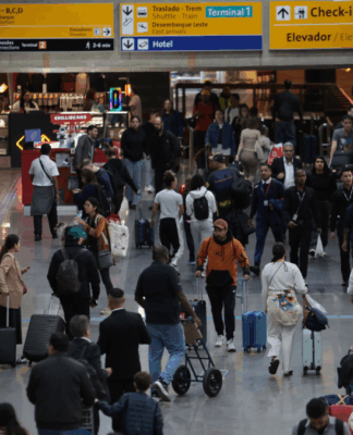 Movimento no Aeroporto de Guarulhos, em São Paulo