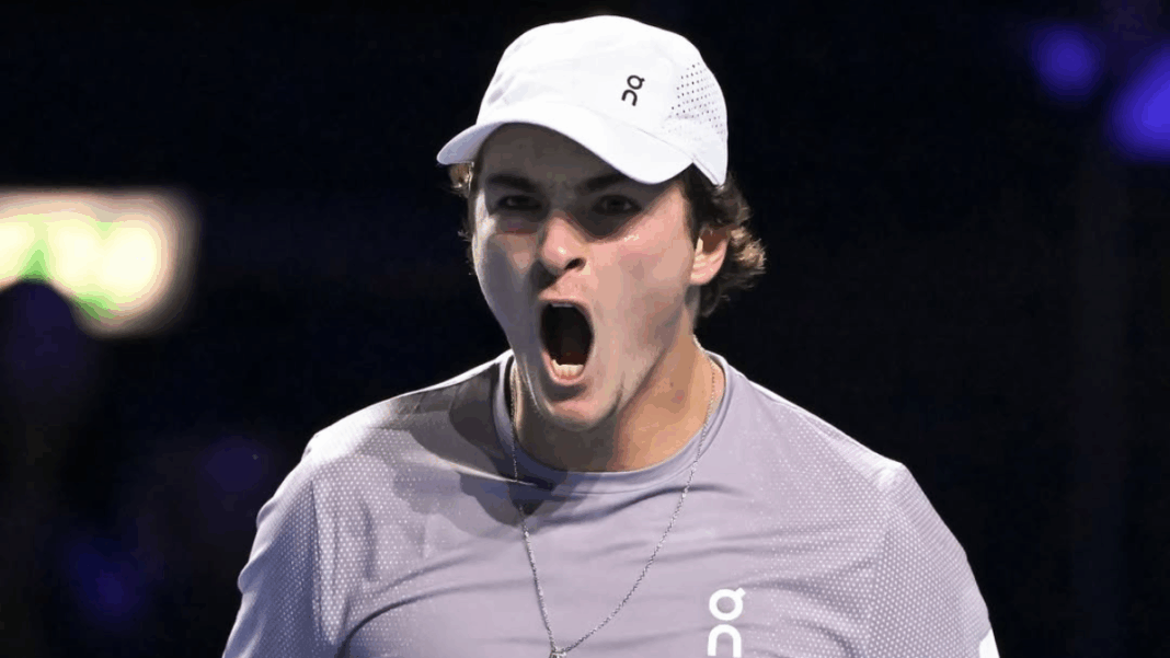 João Fonseca grita em comemoração