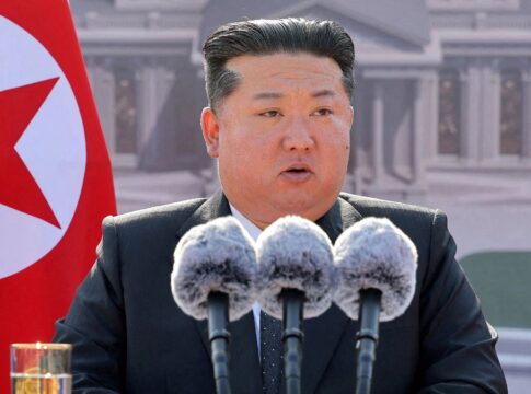 Líder da Coreia do Norte diz que laços militares com Rússia “avançarão sem parar”