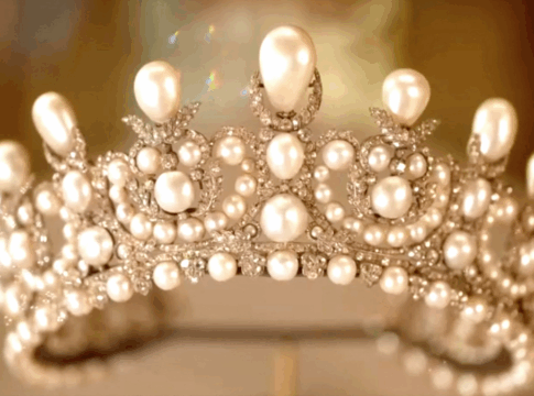 Polícia francesa pode prender ladrões do Louvre, mas é improvável que recupere objetos