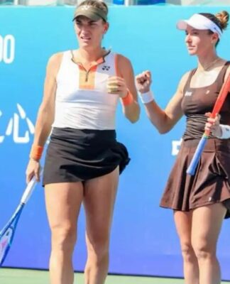 Luisa Stefani e Timea Babos no WTA