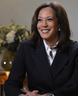 A ex-vice-presidente dos EUA, Kamala Harris, durante entrevista à BBC