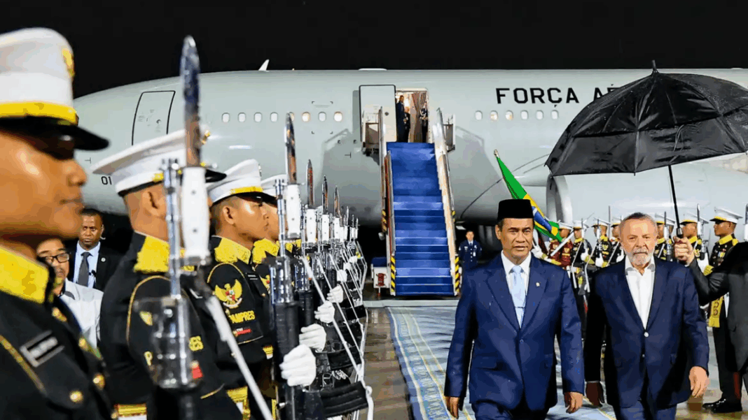 Presidente Lula é recebido na Indonésia