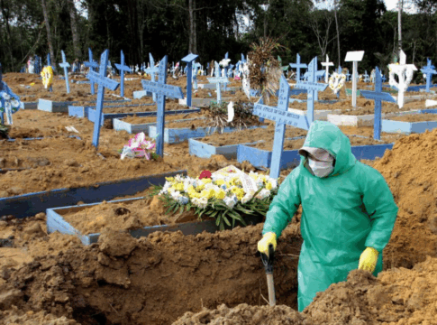 Covid-19 deixou 149 mil crianças e adolescentes órfãos em 2020 e 2021