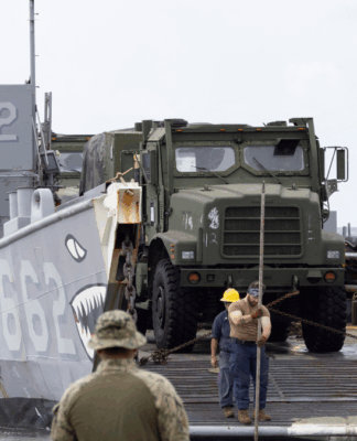 EUA ataca nova embarcação no mar do Caribe e aumenta tensão com a Venezuela