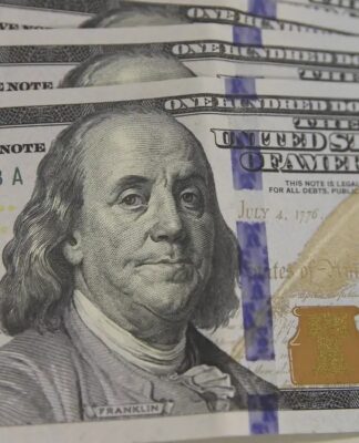 Dólar dispara para R$ 5,50 com tensão entre EUA e China