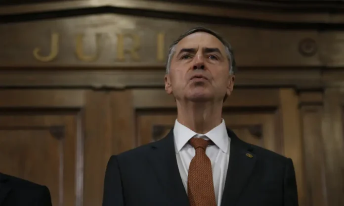 Barroso diz que pretende viver sem exposição pública após sair do STF