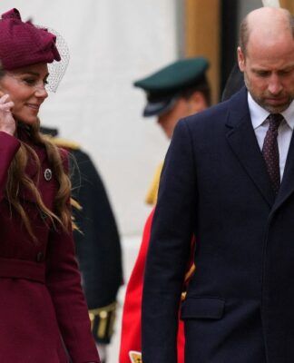 Emocionado, príncipe William segura lágrimas ao falar sobre impacto do suicídio