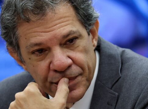 Haddad diz que governo espera política monetária “substancialmente diferente” no fim de 2026
