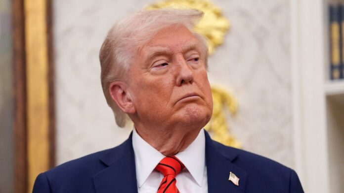 Trump atinge a China com tarifas retaliatórias em uma escalada da guerra comercial