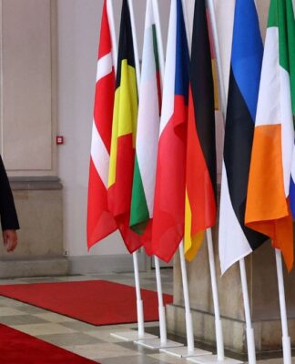 Comissão Europeia investigará alegações sobre espionagem da Hungria