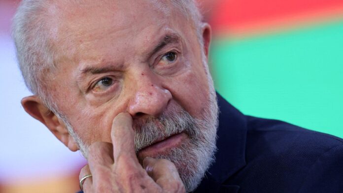 Lula diz que não vai demorar para os mais ricos do país pagarem o imposto que devem