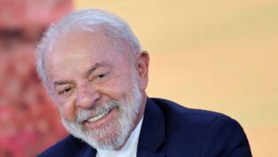 Imagem colorida do presidente Lula