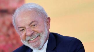 Imagem colorida do presidente Lula