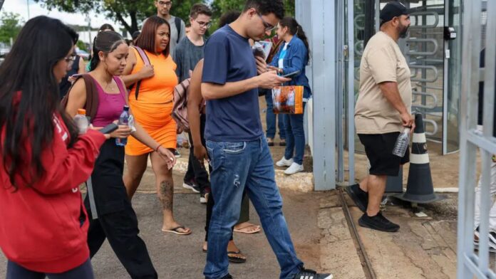 Falta menos de um mês para o primeiro dia de provas do Enem 2025