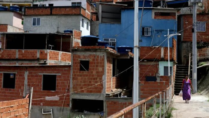 Pretos e pardos chefiam 3 de cada 4 lares em que se registrou fome