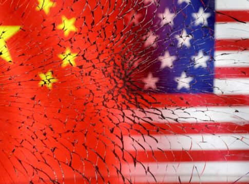 China diz que responderá com firmeza aos EUA sobre ameaça tarifária