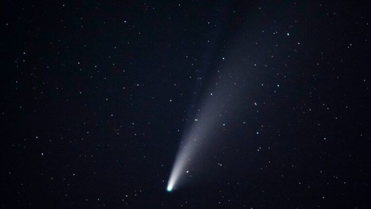 Cometa no céu