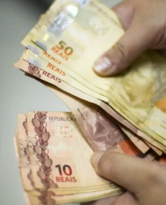 Mercado financeiro reduz para 4,72% previsão de inflação em 2025