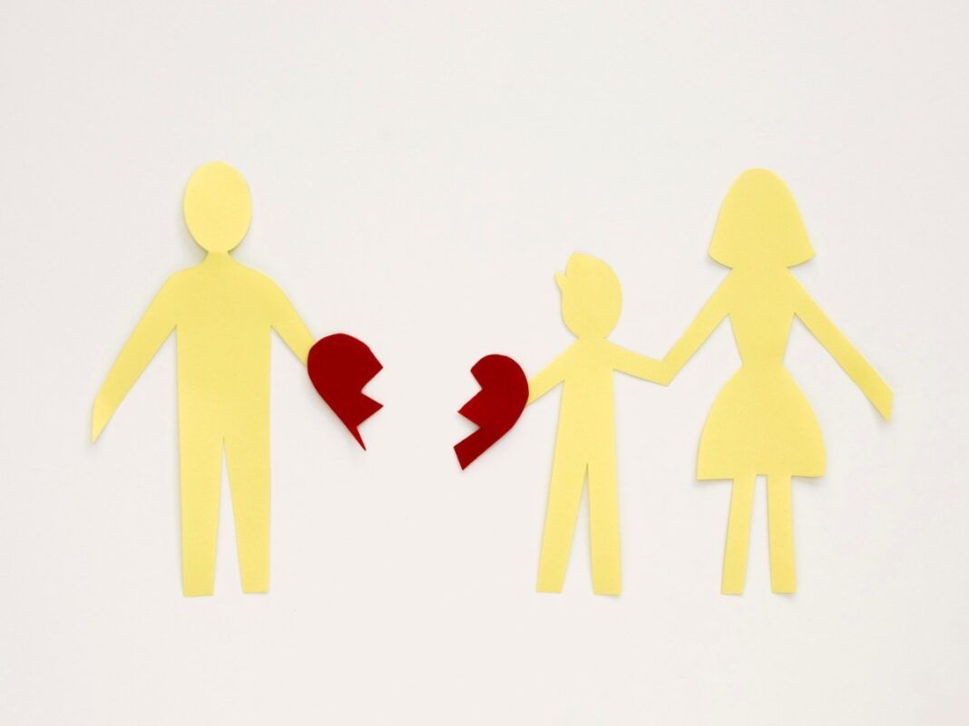 Ilustração de família rompida