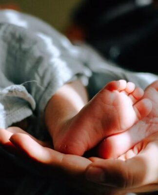 Imagem colorida de bebê