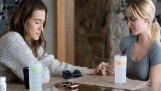 Imagem colorida das personagens do filme "Se não fosse você"