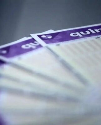 Imagem colorida de bilhete da Quina