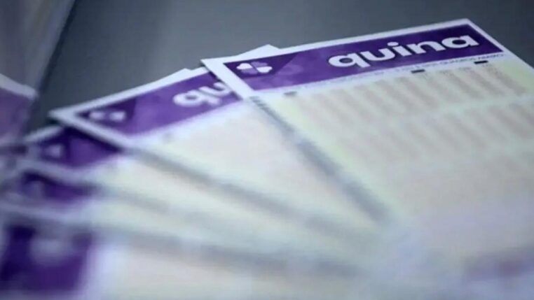 Imagem colorida de bilhete da Quina