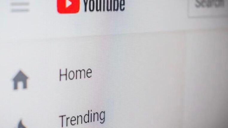 Imagem coloirda da plataforma YouTube