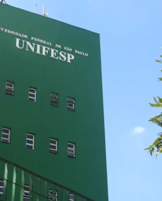 Polícia Federal faz operação em Santos contra ameaças à Unifesp
