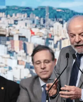 Lula critica decisão do Congresso de não taxar mais ricos, bets e fint