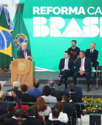 Lula (PT) lança o Reforma Casa Brasil no Palácio do Planalto