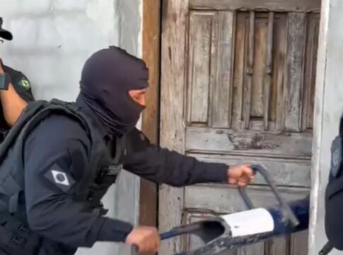 Vídeo mostra troca de tiros entre bandido e polícia que resultou em morte no Piauí