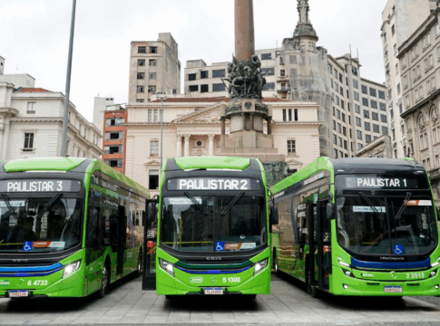 ônibus da linha especial paulistar