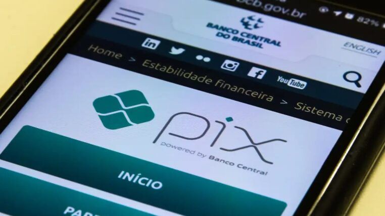 Tela de um celular com o aplicativo PIX aberto