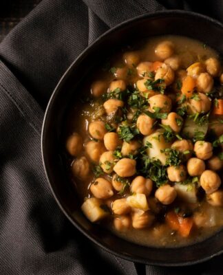 Prato feito com proteína de soja