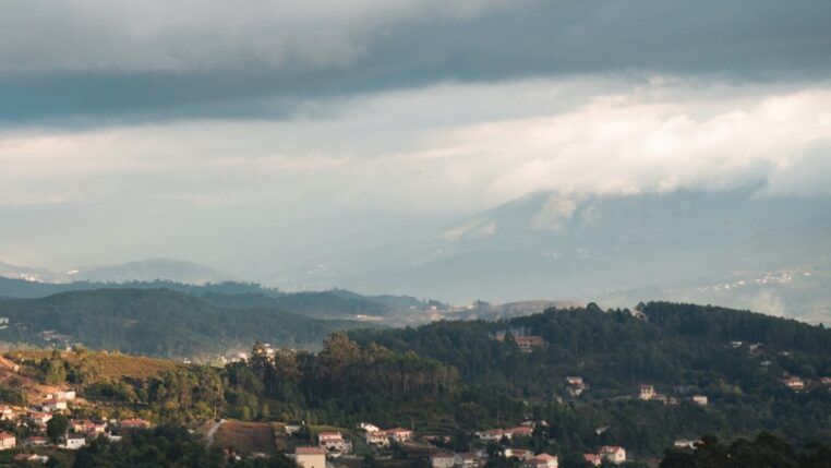 Vilarejo visto de cima