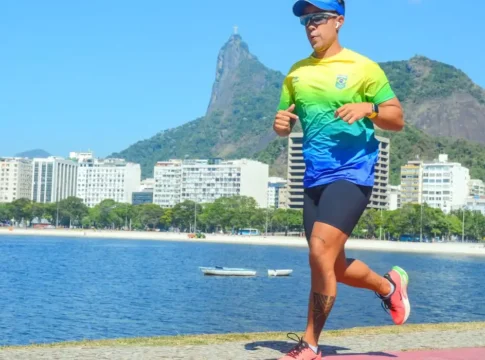 Carioca aproveita prova de rua para visitar o Cristo pela primeira vez