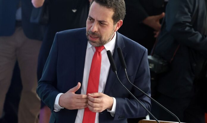 Boulos defende PEC da Segurança, critica juros e anuncia ida a Mariana: os recados do ministro em Brasília