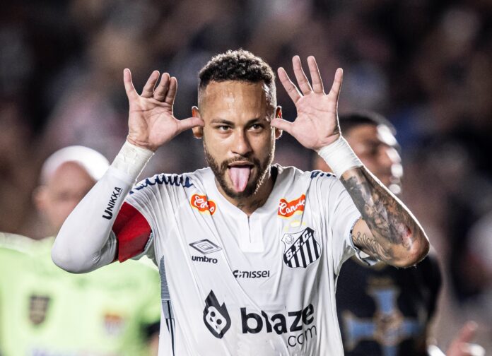 Pais de Neymar compram marca Pelé e abrem conversas com o Santos sobre uso comercial
