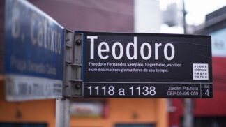 Placa da Rua Teodoro Sampaio
